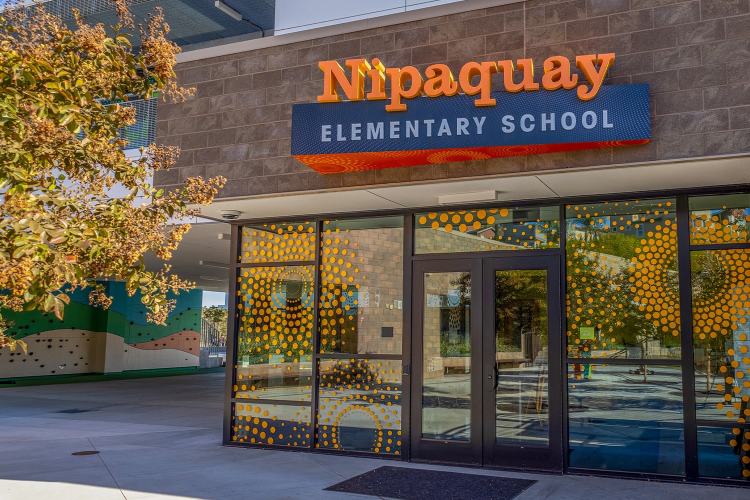 Nipaquay Elementary School